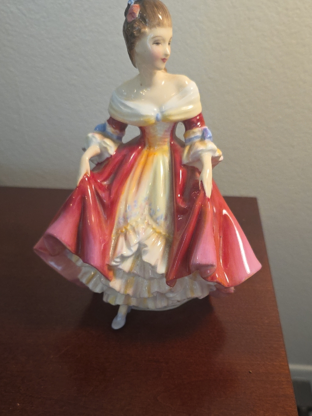 Porcelain Figurine in Red and Cream Dress - Elegant Home Accent